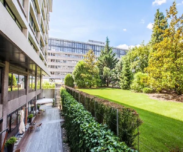 CROWNE LA PLAZA HOTEL GENEVE