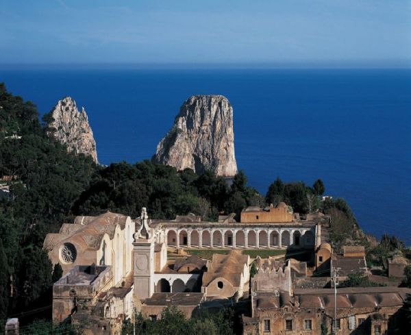 NAPLES MUSEUM COMPLEX